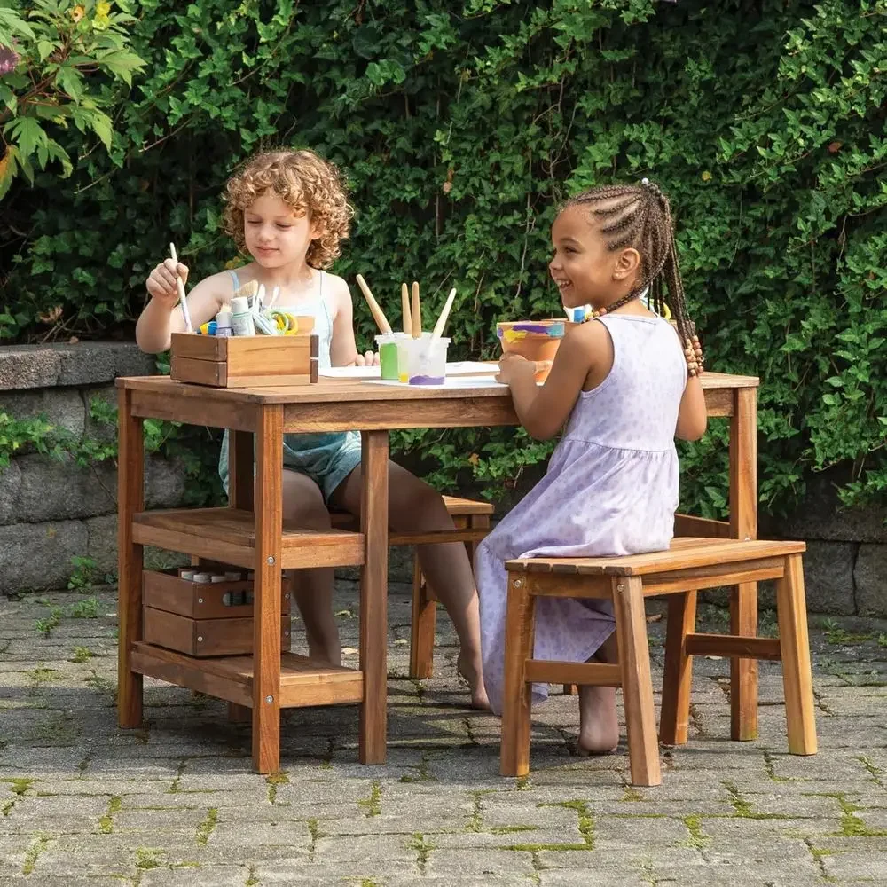 Kids Outdoor Picnic Table - 子供用屋外クレートテーブルと2つのベンチセット：アカシア材製アクティビティデスク（クレート、キャディー、収納棚付き） | キッズプレイ＆ピクニックテーブル