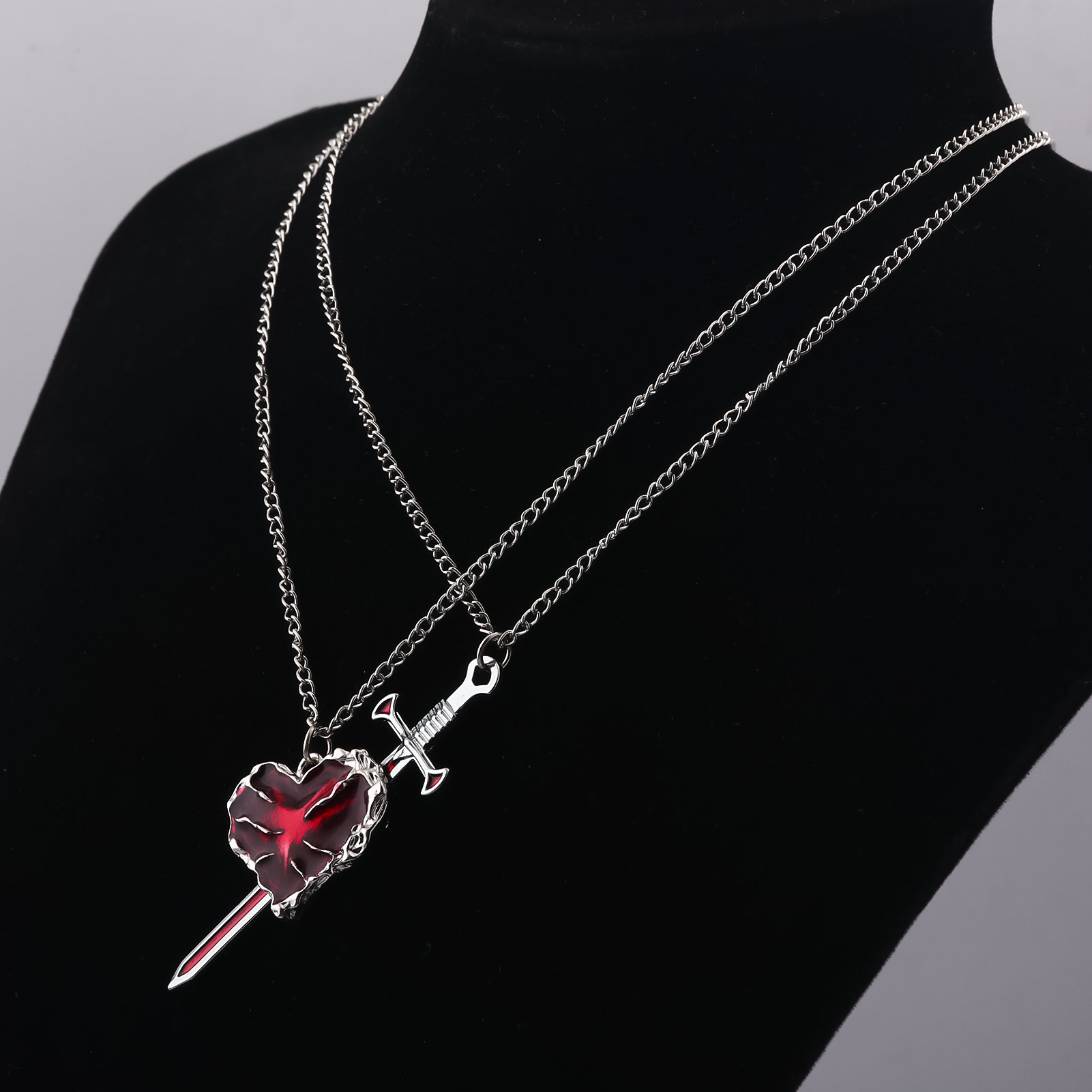 新しい剣ハートカップルネックレスステンレス鋼色褪せ防止愛ハー - Bubble Sword Wand のレビューと価格