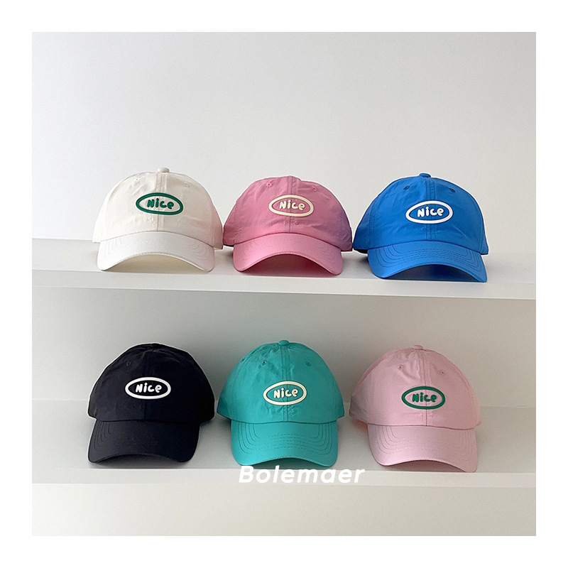 夏用野球帽 速乾 ベビーダック ピークキャップ 文字刺繍 男 - Kids Outdoor Hat のレビューと価格