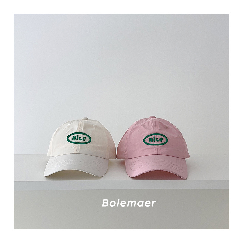 夏用野球帽 速乾 ベビーダック ピークキャップ 文字刺繍 男 - Kids Outdoor Hat のレビューと価格